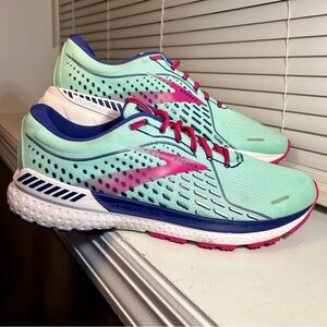 Brooks Adrenaline 21 GTS Teal Pink Comfy Running Shoes Womens Size 12 B / M 10.5